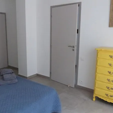 Gite De L Ubac Lafare Esterno foto